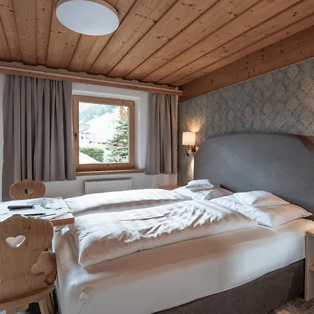 Haus Wildschuetz By Tirolerhof Hotel Tux