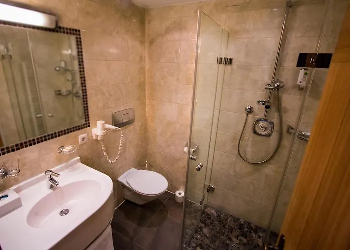 Gaestehaus Wildschuetz - By Tirolerhof Guest house