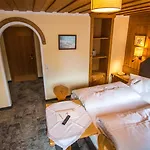 Gaestehaus Wildschuetz - By Tirolerhof
