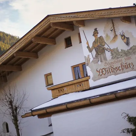 Gaestehaus Wildschuetz Guest house Tux